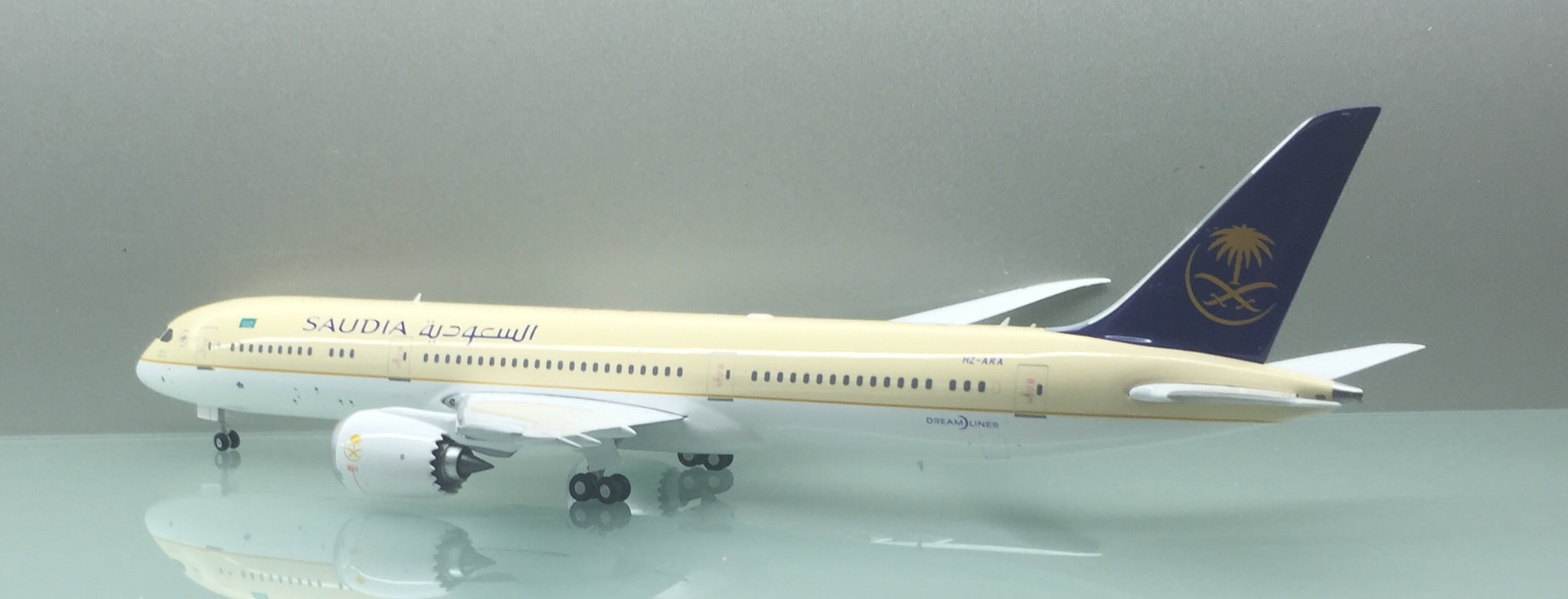 Eagle Phoenix models 1/200 Saudi Arabian Airlines Boeing 787-9 HZ 