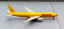 Load image into Gallery viewer, Phoenix 1/400 DHL Boeing 777-200F N705GT 04289
