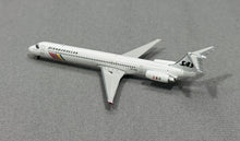 Load image into Gallery viewer, Phoenix 1/400 SAS Scandinavian McDonnell Douglas MD-81 OY-KHO
