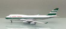 Load image into Gallery viewer, Phoenix 1/400 Cathay Pacific 747-400 VR-HOO old colour polished belly
