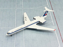 Load image into Gallery viewer, Phoenix 1/400 LOT Polish Airlines Ilyushin Il-62 SP-LAB
