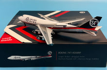 Load image into Gallery viewer, Official release 1/400 SF Express Airlines Boeing 747-400ERF B-2422
