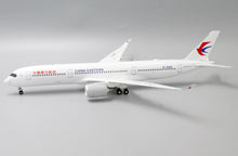 Load image into Gallery viewer, JC Wings 1/200 China Eastern Airbus A350-900 XWB B-304D XX2246
