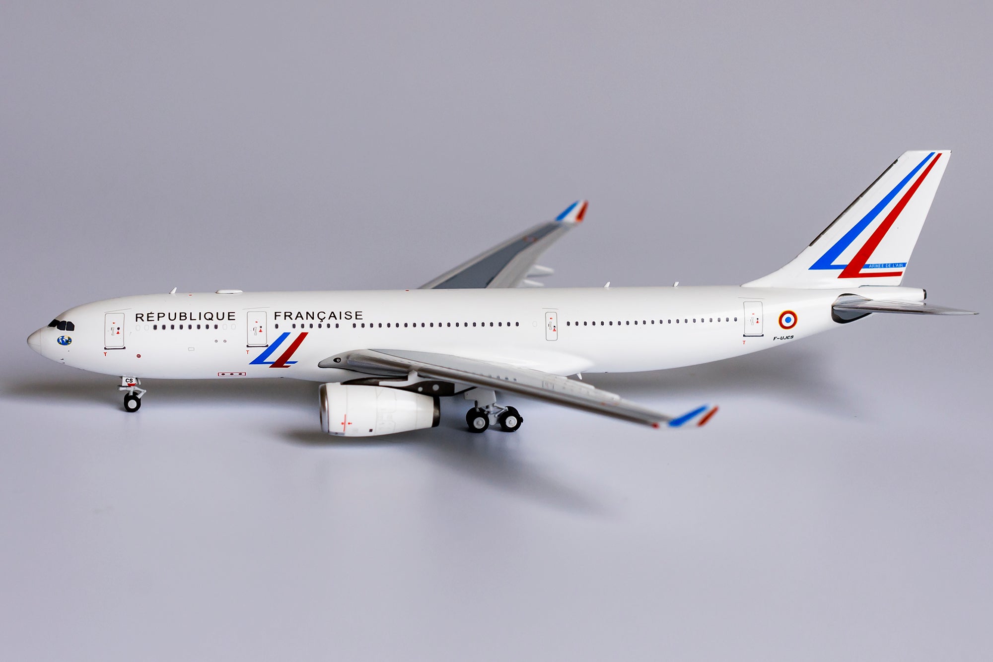 NG model 1/400 French Air Force Airbus A330-200 F-UJCS 61028