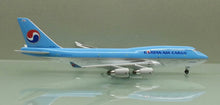 Load image into Gallery viewer, Apollo 1/400 Korean Air Cargo Boeing 747-400 HL7485
