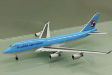 Load image into Gallery viewer, Apollo 1/400 Korean Air Cargo Boeing 747-400 HL7485
