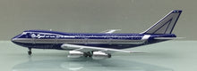Load image into Gallery viewer, Big Bird JC Wings 1/400 Alitalia Boeing 747-200 I-DEMF baci dall'italia
