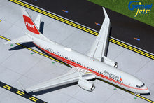 Load image into Gallery viewer, Gemini Jets 1/200 American Airlines Boeing 737-800 N915NN TWA Heritage flaps down
