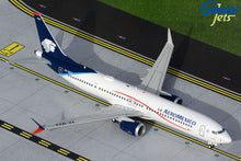 Load image into Gallery viewer, Gemini Jets 1/200 Aeromexico Boeing 737 MAX 9 XA-MAZ
