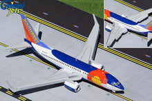 Load image into Gallery viewer, Gemini Jets 1/200 Southwest Airlines Boeing 737-700 N230WN Coloranda One Flaps down
