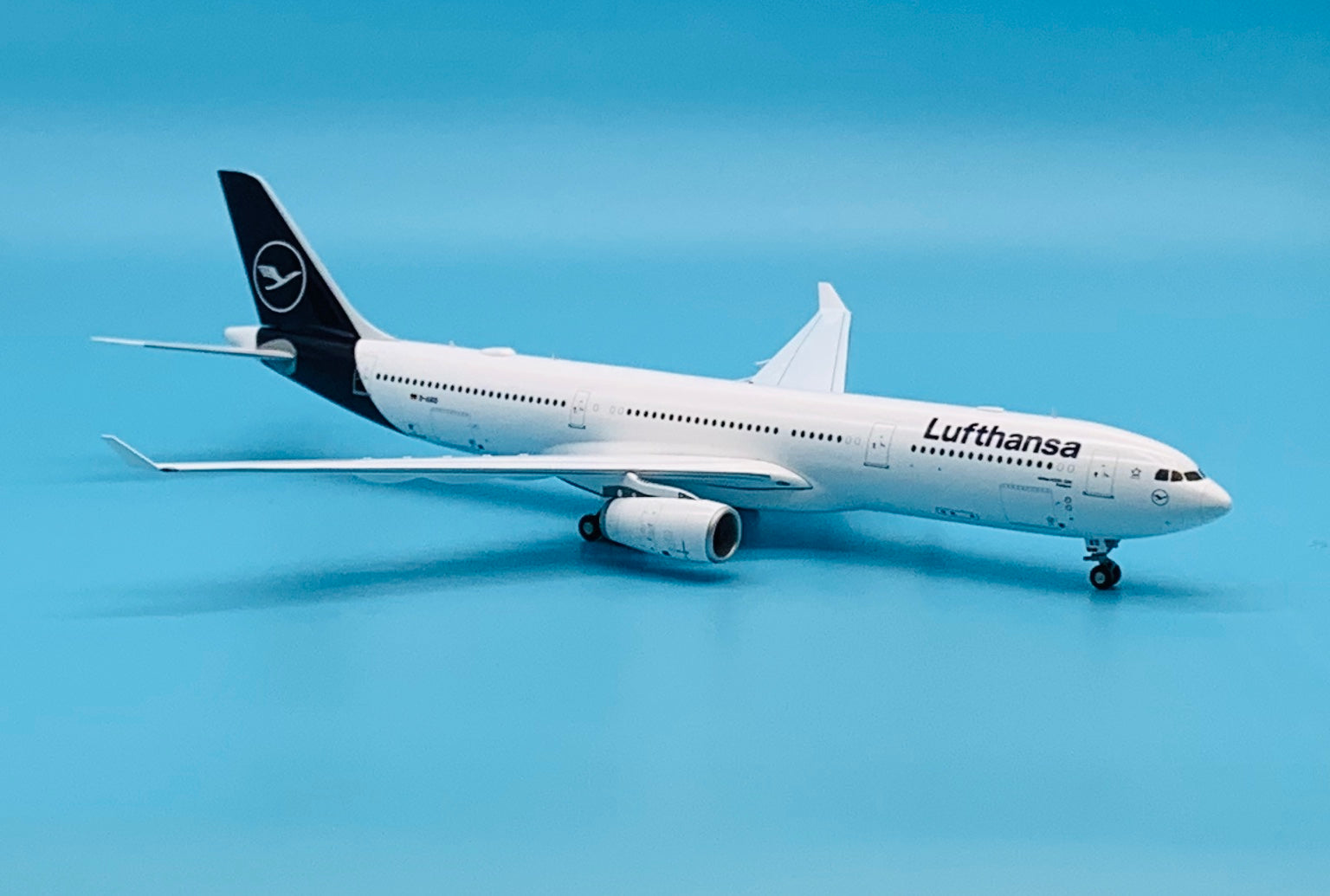 ❶　1/200　ルフトハンザドイツ航空　A330-300 D-AIKJ Gemini Jets 1/200 Lufthansa Airbus A330-300 D-AIKO – First Class