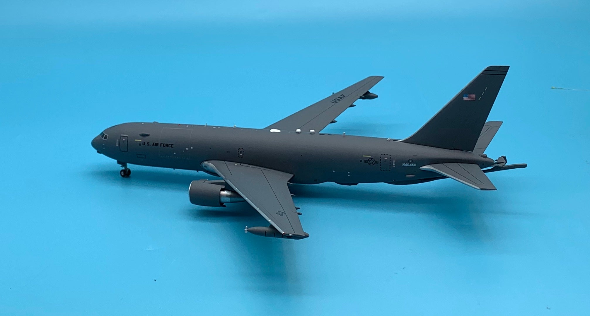 Gemini Jets 1/200 USAF Boeing KC-46A Pegasus N464KC – First Class