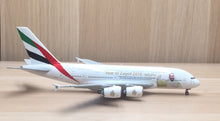 Load image into Gallery viewer, Gemini Jets 1/400 Emirates Airbus A380-800 Sheik Zayed A6-EUZ
