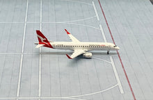Load image into Gallery viewer, Gemini Jets 1/400 Qantaslink Airways Embraer ERJ-190 VH-UZD
