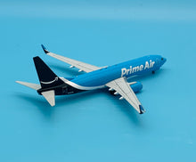 Load image into Gallery viewer, JC Wings 1/200 Amazon Prime Air Boeing 737-800BCF N5147A EW2738006
