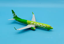 Load image into Gallery viewer, JC Wings 1/200 S7 Cargo Boeing 737-800BCF VP-BEN flaps down
