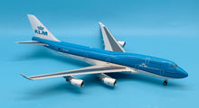 Load image into Gallery viewer, JC Wings 1/200 KLM Royal Dutch Airlines Boeing 747-400 PH-BFV XX2245
