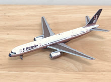 Load image into Gallery viewer, JC Wings 1/400 Britannia AIrways Boeing 757-200 G-BYAC
