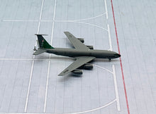 Load image into Gallery viewer, Gemini Jets 1/400 United States Air Force USAF KC-135R 58-0098 Maine ANG
