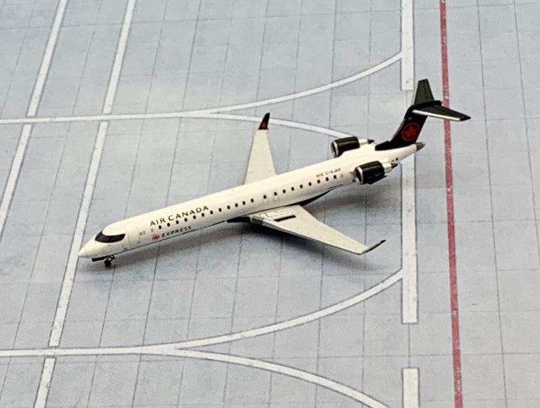 Gemini Jets 1/400 Air Canada Express Bombardier CRJ-900LR C-GJAN