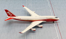 Load image into Gallery viewer, JC Wings 1/400 Global Super Tanker Service Boeing 747-400 BCF N744SST
