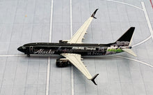 Load image into Gallery viewer, JC Wings 1/400 Alaska Airlines Boeing 737-800 Star Wars N538AS

