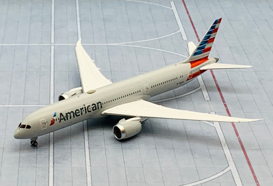 Gemini Jets 1/400 American Airlines Boeing 787-9 N835AN