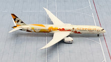 Load image into Gallery viewer, JC Wings 1/400 Etihad Airways Boeing 787-10 A6-BMD Choose China flaps down
