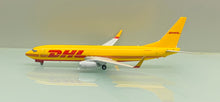 Load image into Gallery viewer, JC Wings 1/200 DHL Boeing 737-800 (BDSF) N916SC
