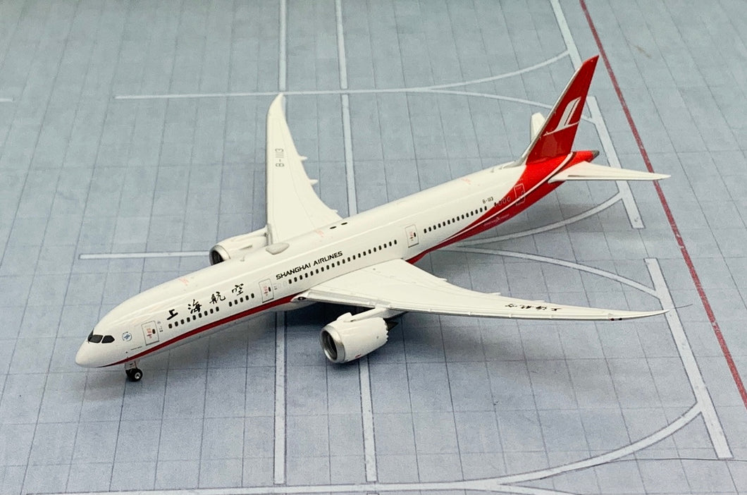 Phoenix 1/400 Shanghai Airlines Boeing 787-9 B-1113