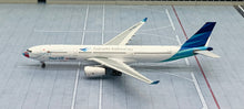 Load image into Gallery viewer, Phoenix 1/400 Garuda Indonesia Airbus A330-300 Mask #4 PK-GHC
