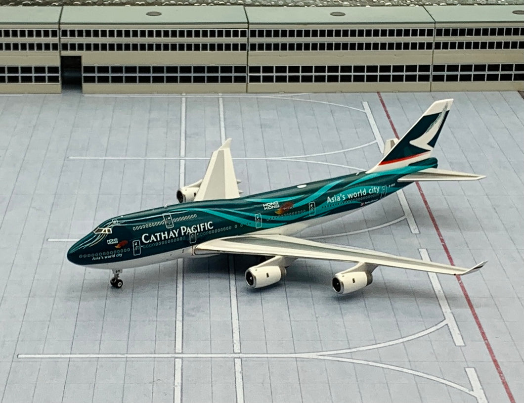 Phoenix 1/400 Cathay Pacific Boeing 747-400 Asia's World City B-HOY