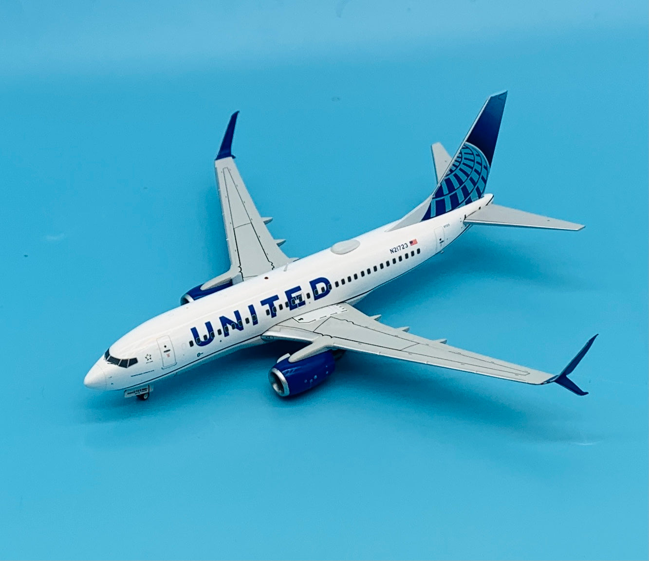 GeminiJets United Airlines for Boeing B737-700 N21723 1/200