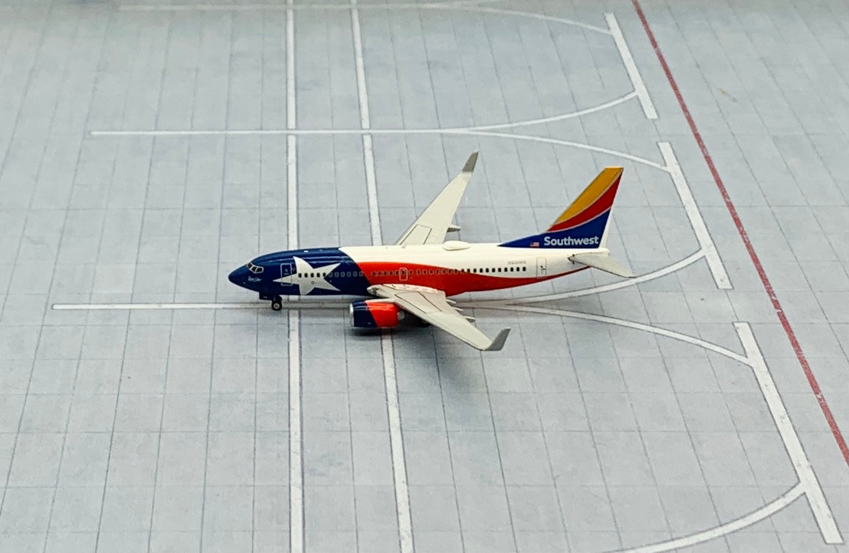 Gemini Jets 1/400 Southwest Airlines Boeing 737-700 N931WN Lone