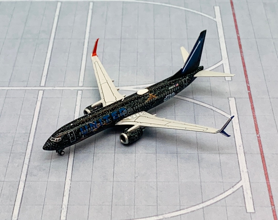 JC Wings 1/400 United Airlines Boeing 737-800 Star Wars N36272