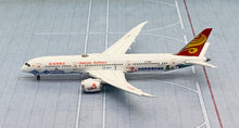Load image into Gallery viewer, JC Wings 1/400  Hainan Airlines Boeing 787-9 &quot;Hainan Free Trade Port&quot; B-1540 flaps down
