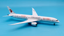 Load image into Gallery viewer, JC Wings 1/200 China Eastern Boeing 787-9 B-206K
