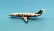 Load image into Gallery viewer, JC Wings 1/200 China Yunnan Airlines Bombardier CRJ-200ER B-3070
