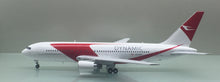 Load image into Gallery viewer, JC Wings 1/200 Dynamic Airlines Boeing 767-200 N253MY
