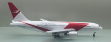 Load image into Gallery viewer, JC Wings 1/200 Dynamic Airlines Boeing 767-200 N253MY
