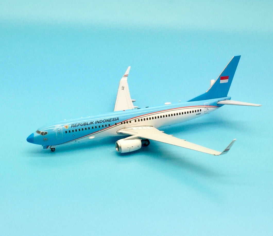 JC Wings 1/200 Indonesia Air Force Boeing 737-800 A-001