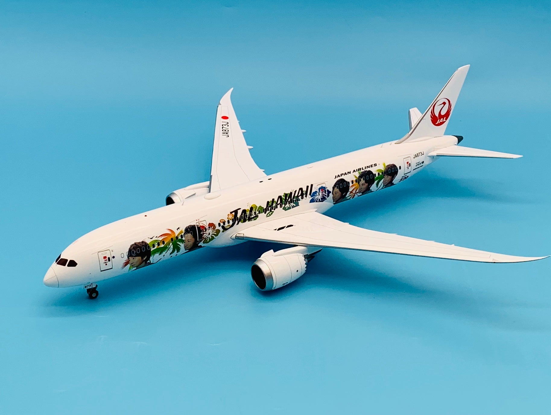JC Wings 1/200 Japan Airlines JAL Boeing 737-800 JA318J Duffy