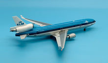 Load image into Gallery viewer, JC Wings 1/200 Royal Dutch Airlines KLM McDonnell Douglas MD-11 PH-KCH
