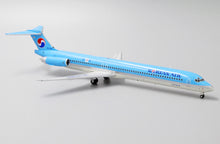 Load image into Gallery viewer, JC Wings 1/200 Korean Air McDonnell Douglas MD-82 HL7283
