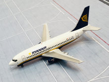 Load image into Gallery viewer, JC Wings 1/200 Ryanair Boeing 737-200 EI-CKP
