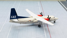 Load image into Gallery viewer, JC Wings 1/200 SAS Scandinavian Fokker 50 LN-RNC
