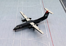 Load image into Gallery viewer, JC Wings 1/200 US Airways Express Bombardier Dash 8-Q300 N326EN
