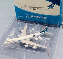 Load image into Gallery viewer, JC Wings 1/400 Boeing Company 747-8F House N50217 Interactive Series
