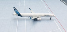 Load image into Gallery viewer, JC Wings 1/400 Airbus A321 NEO House D-AVXA
