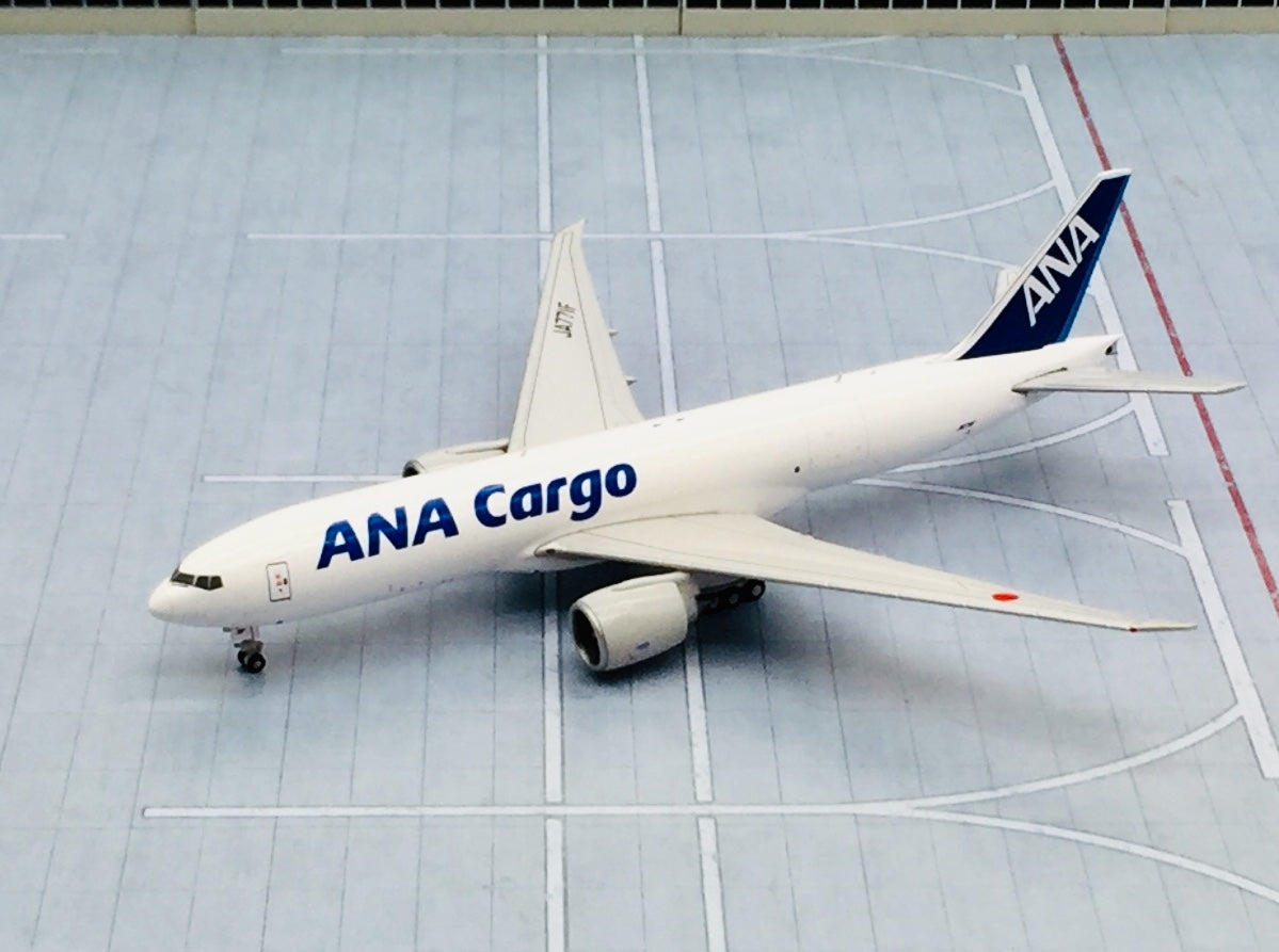 JC Wings 1/400 ANA All Nippon Airways Cargo Boeing 777-200LRF JA771F